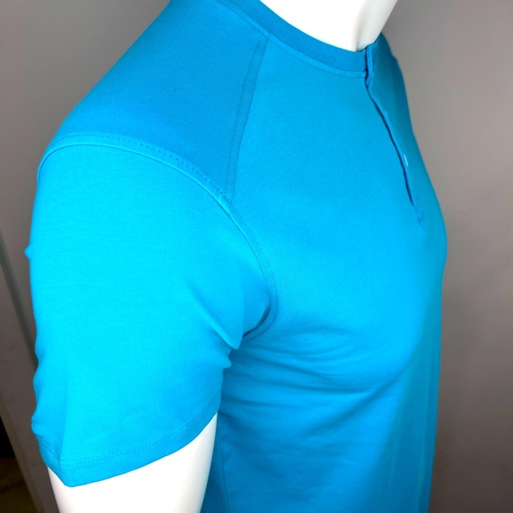 ⭐️KENNETH COLE NEW YORK💯,T-SHIRT, SIZE MEDIUM, “BLUE BIRD” COLOR, MOBILITY KNIT - Picture 4 of 16